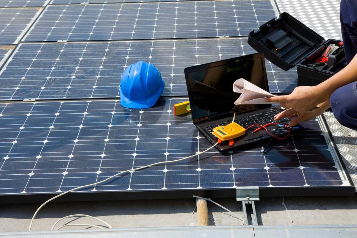 découvrez les différences entre les systèmes de stockage d'énergie solaire grâce aux batteries traditionnelles et aux solutions virtuelles. apprenez comment chaque option peut maximiser votre énergie solaire, améliorer votre indépendance énergétique et réduire votre empreinte carbone.