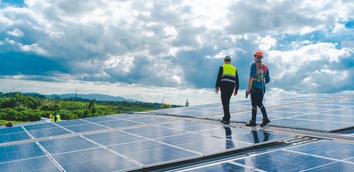 découvrez les panneaux solaires qui battent des records en efficacité et performance. informez-vous sur les dernières innovations et technologies qui révolutionnent l'énergie solaire et comment elles peuvent transformer votre consommation énergétique.