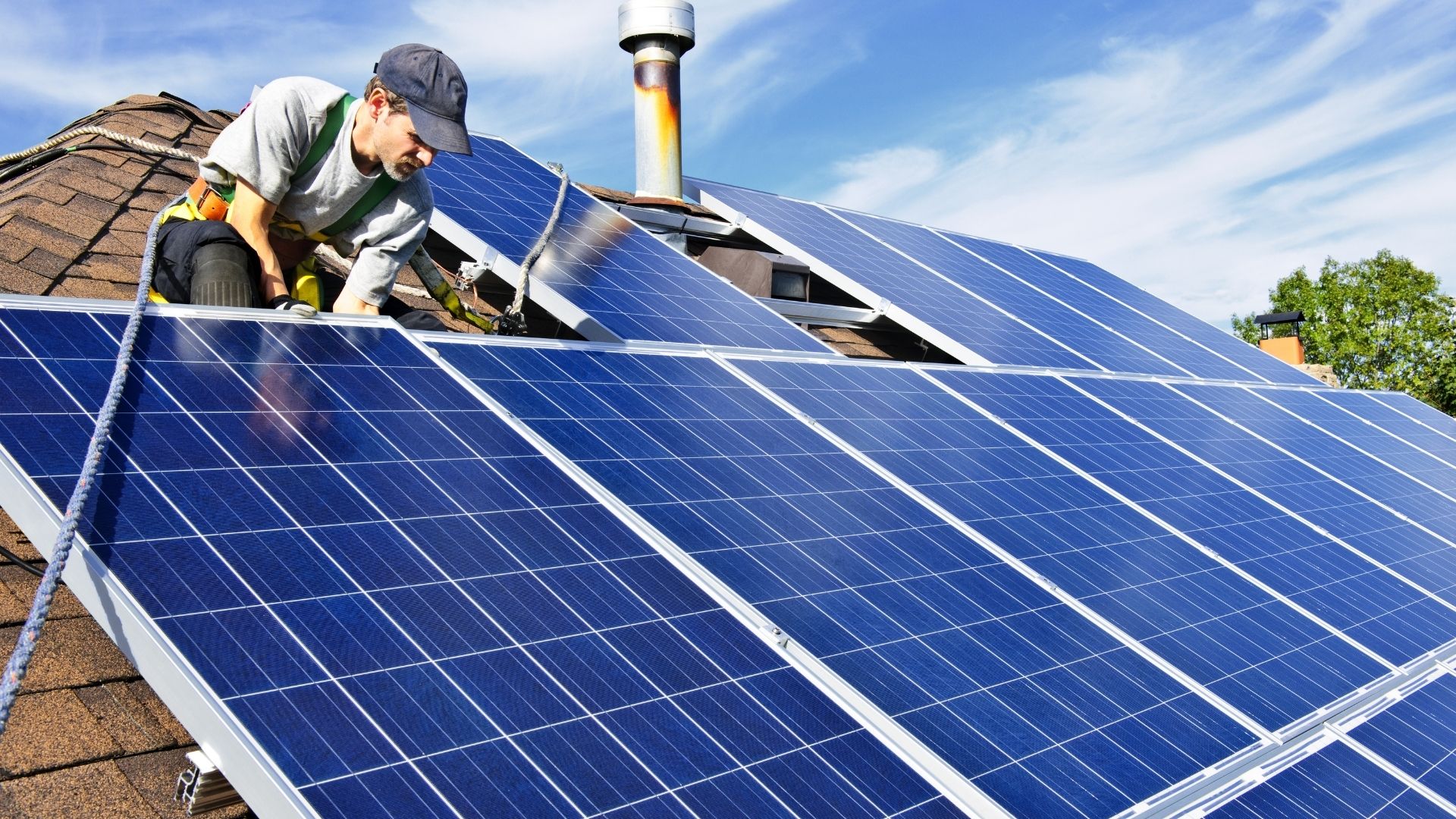 découvrez tout ce qu'il faut savoir sur le branchement des panneaux photovoltaïques. optimisez votre installation solaire avec nos conseils pratiques et techniques pour garantir un fonctionnement efficace et sécurisé.