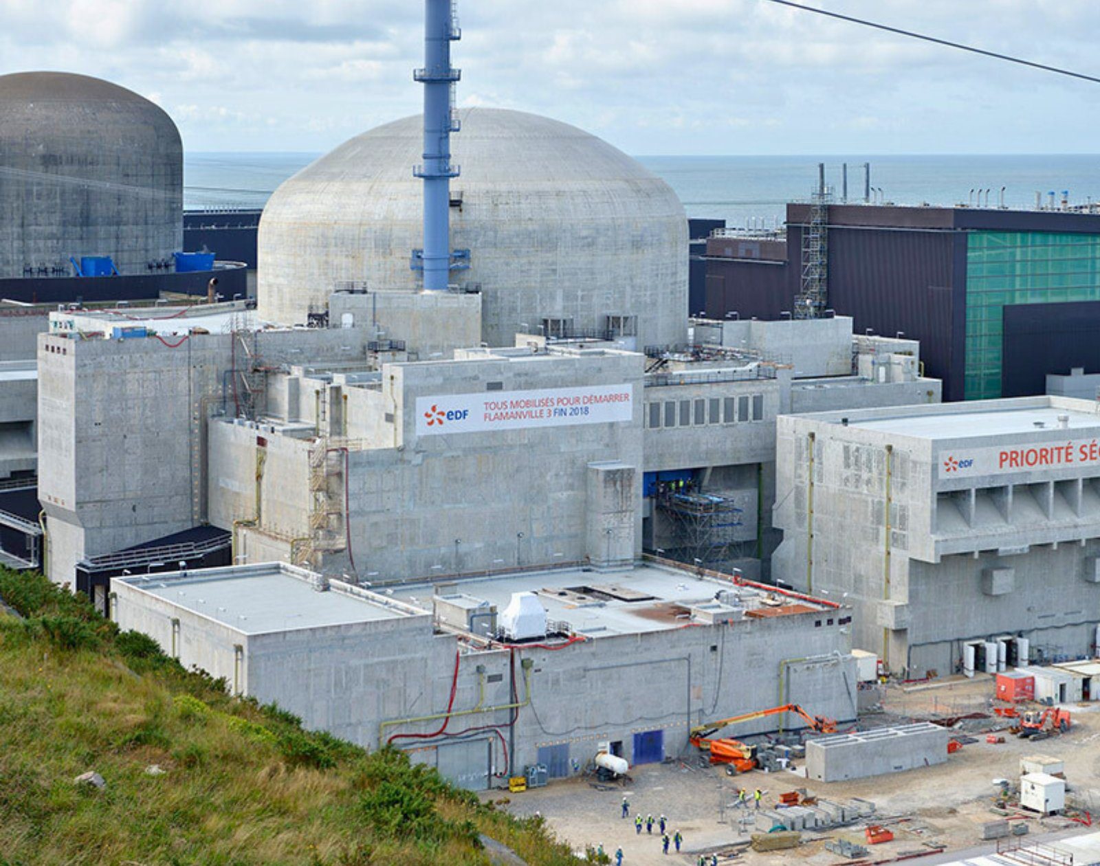 découvrez le coût estimé du réacteur de flamanville, un projet ambitieux de centrale nucléaire en france. analyse des budgets, des investissements et des implications financières pour le secteur énergétique.