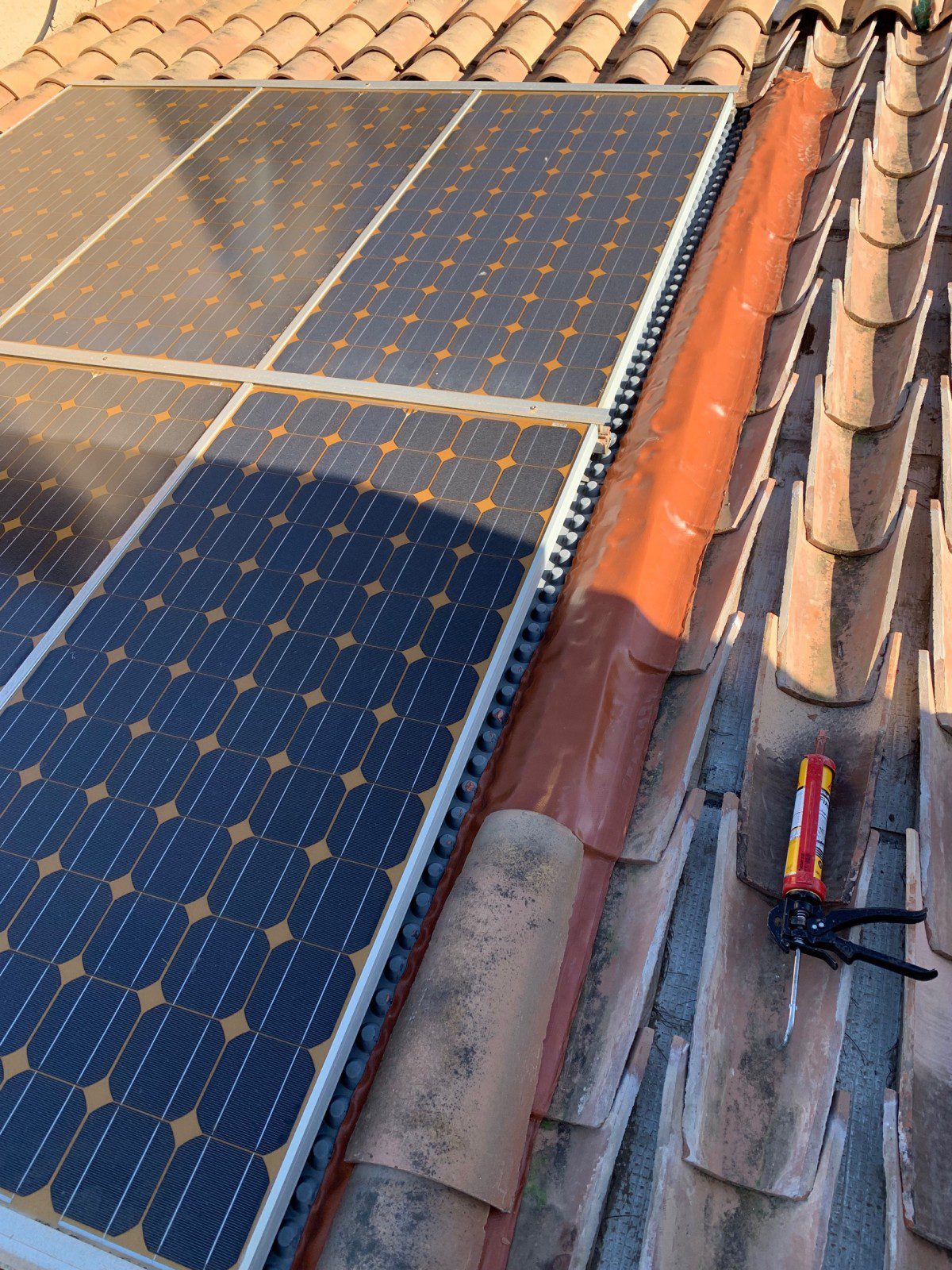 obtenez un devis personnalisé pour votre charpente photovoltaïque. découvrez comment optimiser votre espace tout en profitant des avantages de l'énergie solaire. contactez-nous dès aujourd'hui pour des solutions sur mesure qui répondent à vos besoins.