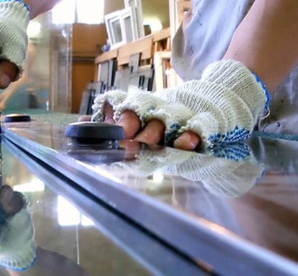obtenez votre devis gratuit pour services de vitrier à grenoble. profitez de notre expertise pour tous vos besoins en vitrerie, que ce soit pour un remplacement de vitre, des conseils ou des urgences. contactez-nous dès maintenant!