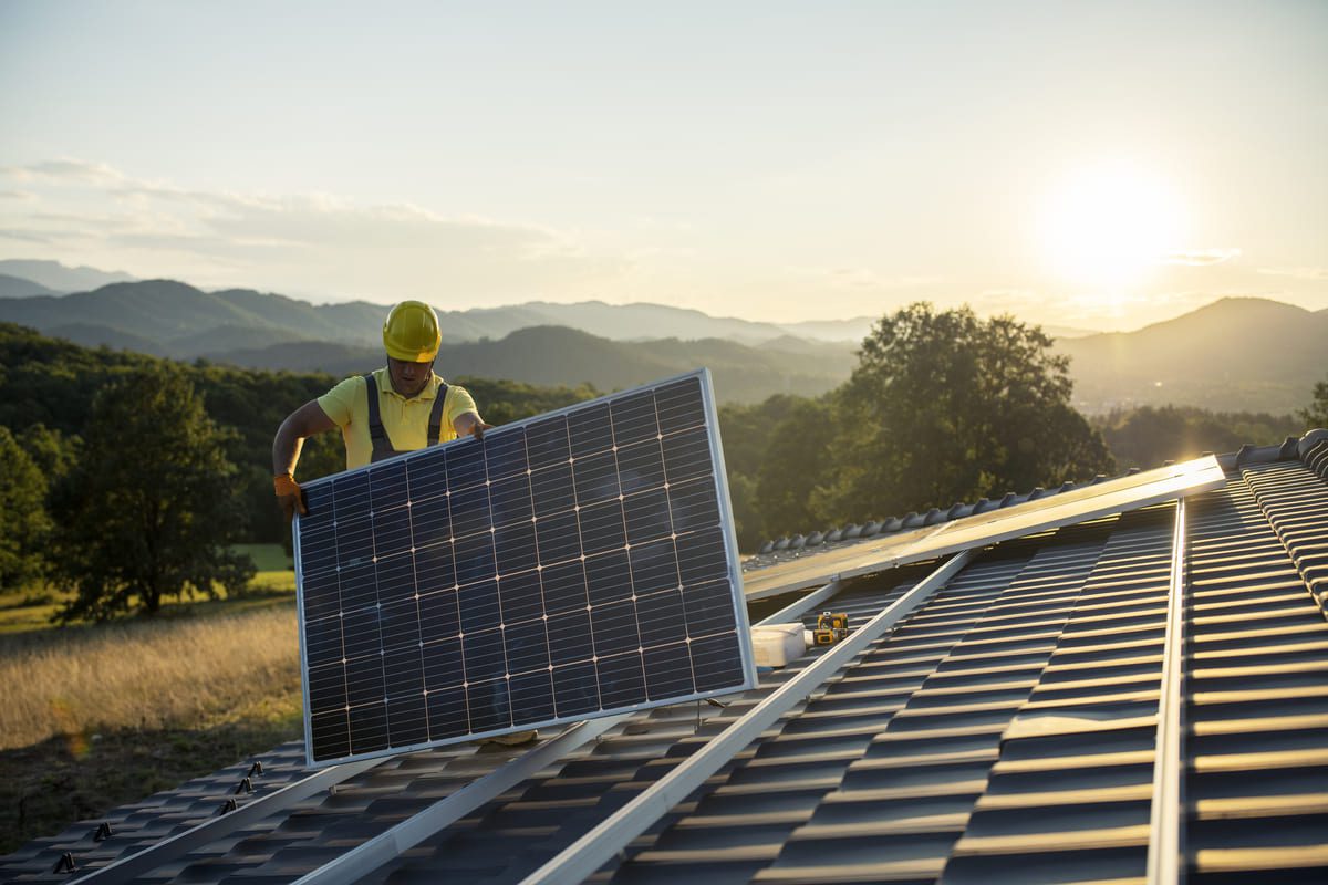 obtenez des devis personnalisés pour l'installation de panneaux solaires. comparez les prix et les offres des professionals pour réaliser des économies sur votre facture d'électricité tout en préservant l'environnement.