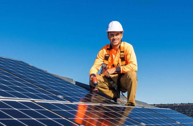 obtenez votre devis photovoltaïque gratuit et personnalisé pour installer des panneaux solaires chez vous. profitez de l'énergie renouvelable et réalisez des économies sur votre facture d'électricité tout en préservant l'environnement.