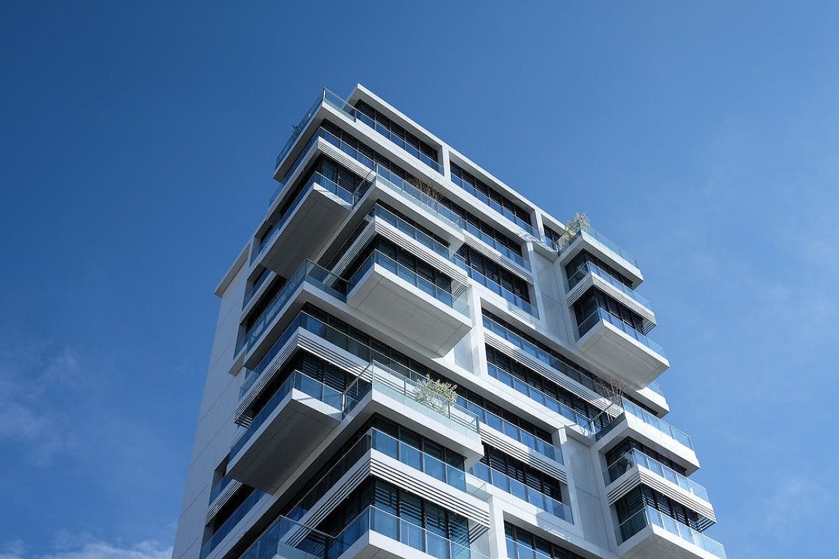 obtenez facilement des devis pour des installations photovoltaïques adaptées aux besoins des copropriétés. comparez les offres et choisissez la solution la plus avantageuse pour produire votre propre électricité tout en réduisant vos charges.