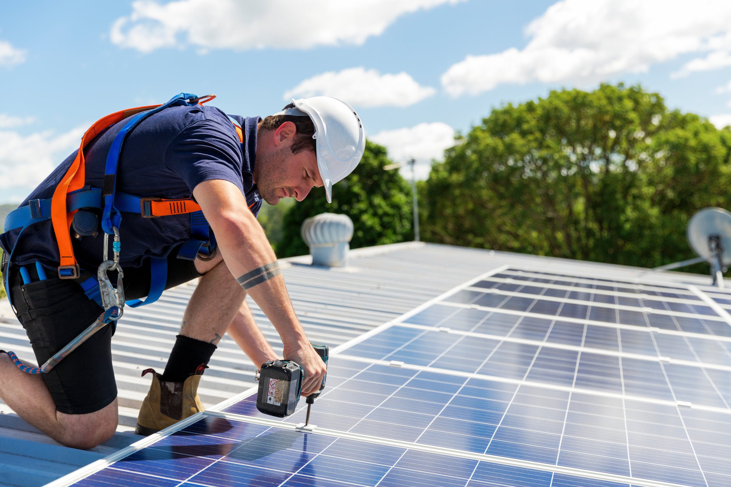 obtenez votre devis photovoltaïque dans le var en quelques étapes simples. découvrez les solutions solaires adaptées à votre budget et bénéficiez d'une énergie propre et durable pour votre maison. contactez-nous dès aujourd'hui pour une estimation personnalisée.