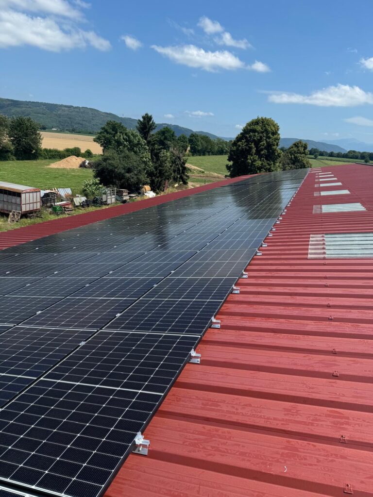 découvrez les avantages de l'énergie solaire dans l'ain avec terre solaire. profitez d'une énergie renouvelable, économique et respectueuse de l'environnement pour alimenter votre habitation et réduire vos factures d'électricité.