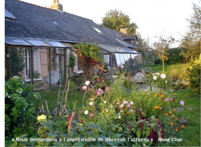 découvrez notre guide sur les maisons autonomes, une solution innovante pour vivre de manière durable et indépendante. apprenez comment concevoir, construire et équiper votre maison pour maximiser votre autonomie énergétique et optimiser votre confort.