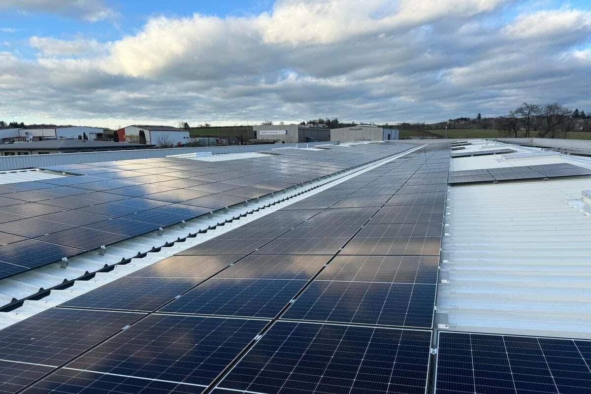 découvrez nos solutions de panneaux solaires à villeurbanne pour une énergie durable et économique. profitez d'une installation sur-mesure, d'économies sur vos factures d'électricité et participez à la transition énergétique en optant pour le solaire.