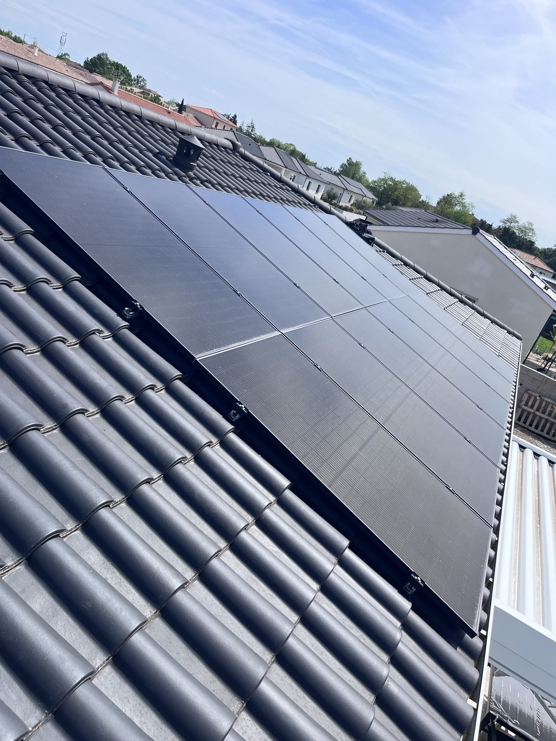 optimisez votre projet d'énergie solaire avec notre service de révision de devis photovoltaïque. assurez-vous d'obtenir le meilleur rapport qualité-prix et une installation conforme à vos besoins.