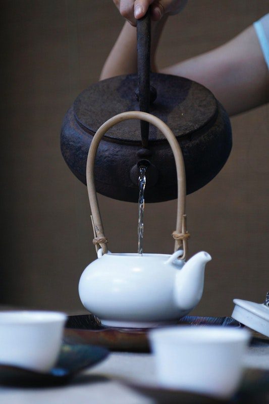découvrez les bienfaits des soins énergétiques et des médecines douces pour harmoniser votre corps et votre esprit. grâce à des techniques naturelles et holistiques, revitalisez votre énergie et améliorez votre bien-être au quotidien.