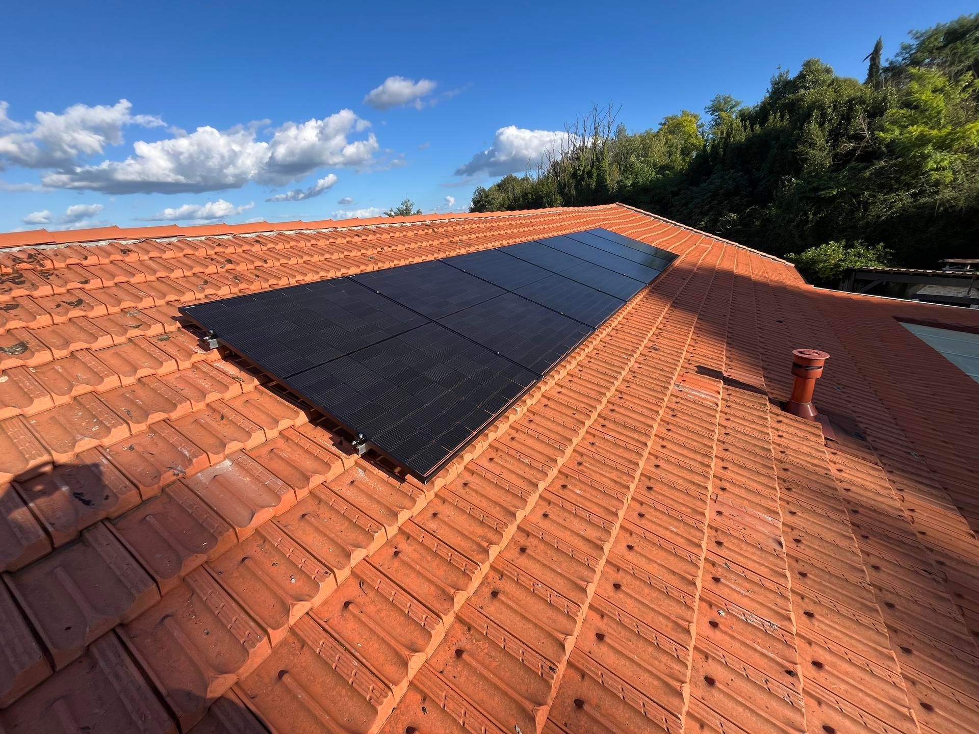 découvrez sun7elec, votre partenaire idéal pour l'implantation de solutions électriques innovantes et durables. améliorez votre efficacité énergétique et optimisez vos installations grâce à notre expertise et nos services personnalisés.