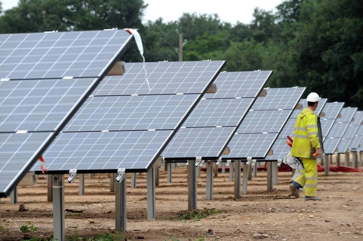 découvrez terre solaire médias, votre source d'informations et d'actualités sur les énergies renouvelables, l'écologie et les innovations durables. engagez-vous pour un avenir responsable et informé.