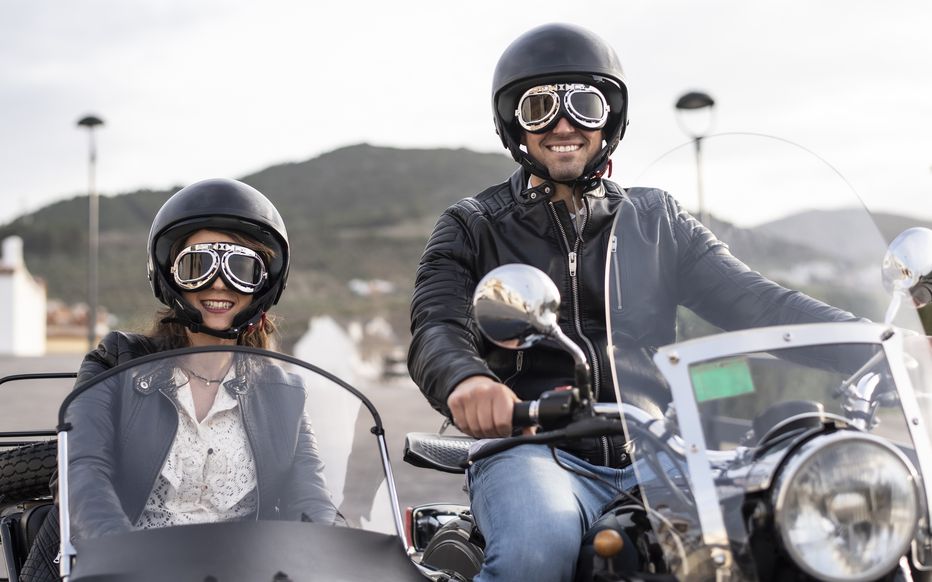 obtenez rapidement des devis d'assurance moto personnalisés et comparez les meilleures offres du marché. protégez votre deux-roues tout en maîtrisant votre budget avec nos solutions adaptées à vos besoins.