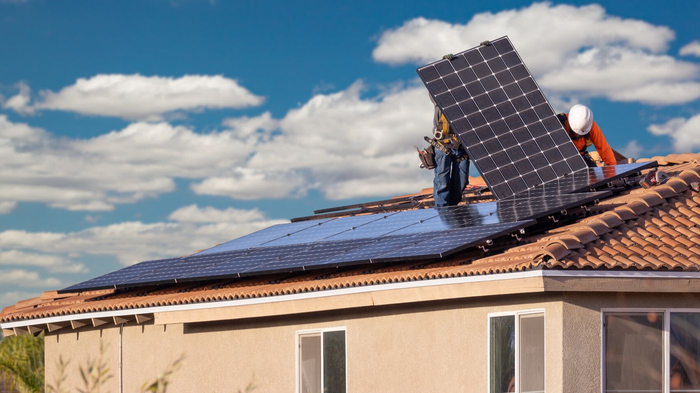 découvrez les différentes aides photovoltaïques disponibles pour maximiser votre investissement dans l'énergie solaire. informez-vous sur les subventions, crédits d'impôt et dispositifs d'accompagnement pour rendre votre projet d'installation photovoltaïque plus accessible et rentable.