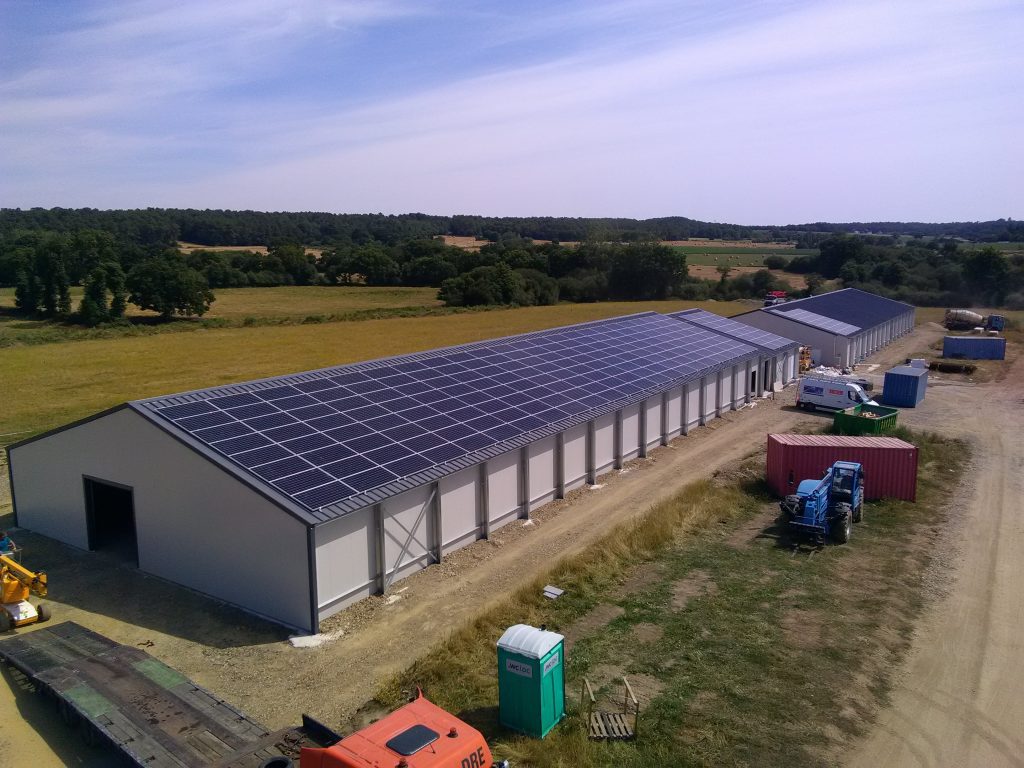 découvrez les avantages des bâtiments photovoltaïques, des structures innovantes qui intègrent des panneaux solaires pour produire de l'énergie renouvelable et réduire les coûts énergétiques. optimisez votre empreinte écologique avec des solutions durables.