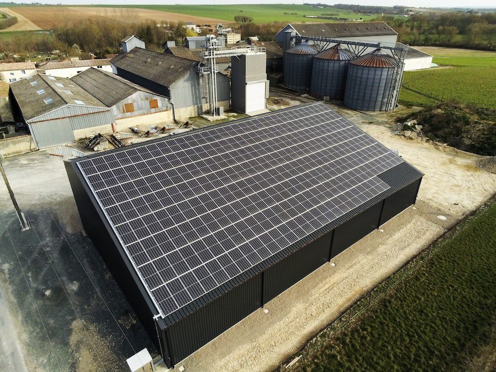 découvrez l'innovation des bâtiments photovoltaïques, alliant architecture durable et production d'énergie renouvelable. optimisez votre espace tout en réduisant votre empreinte carbone.
