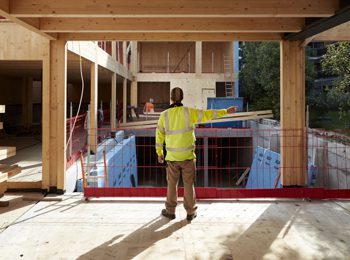 obtenez rapidement un devis gratuit pour vos projets au sein de l'atelier dupont. profitez de notre expertise et de notre savoir-faire pour réaliser vos idées sur mesure.