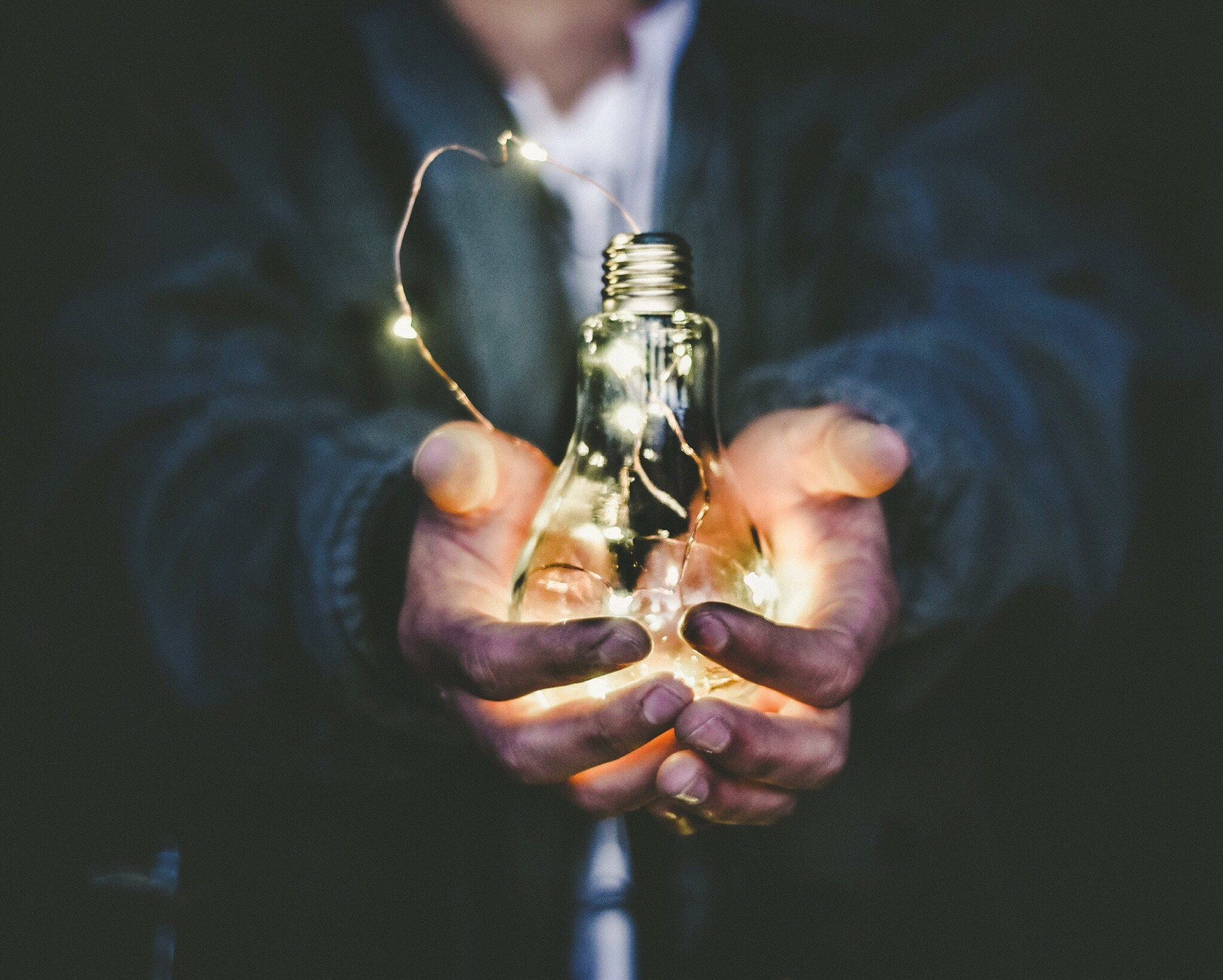 découvrez comment réaliser des économies d'électricité grâce à des astuces pratiques et des conseils efficaces. réduisez votre facture d'énergie tout en préservant l'environnement avec des solutions simples à mettre en place.