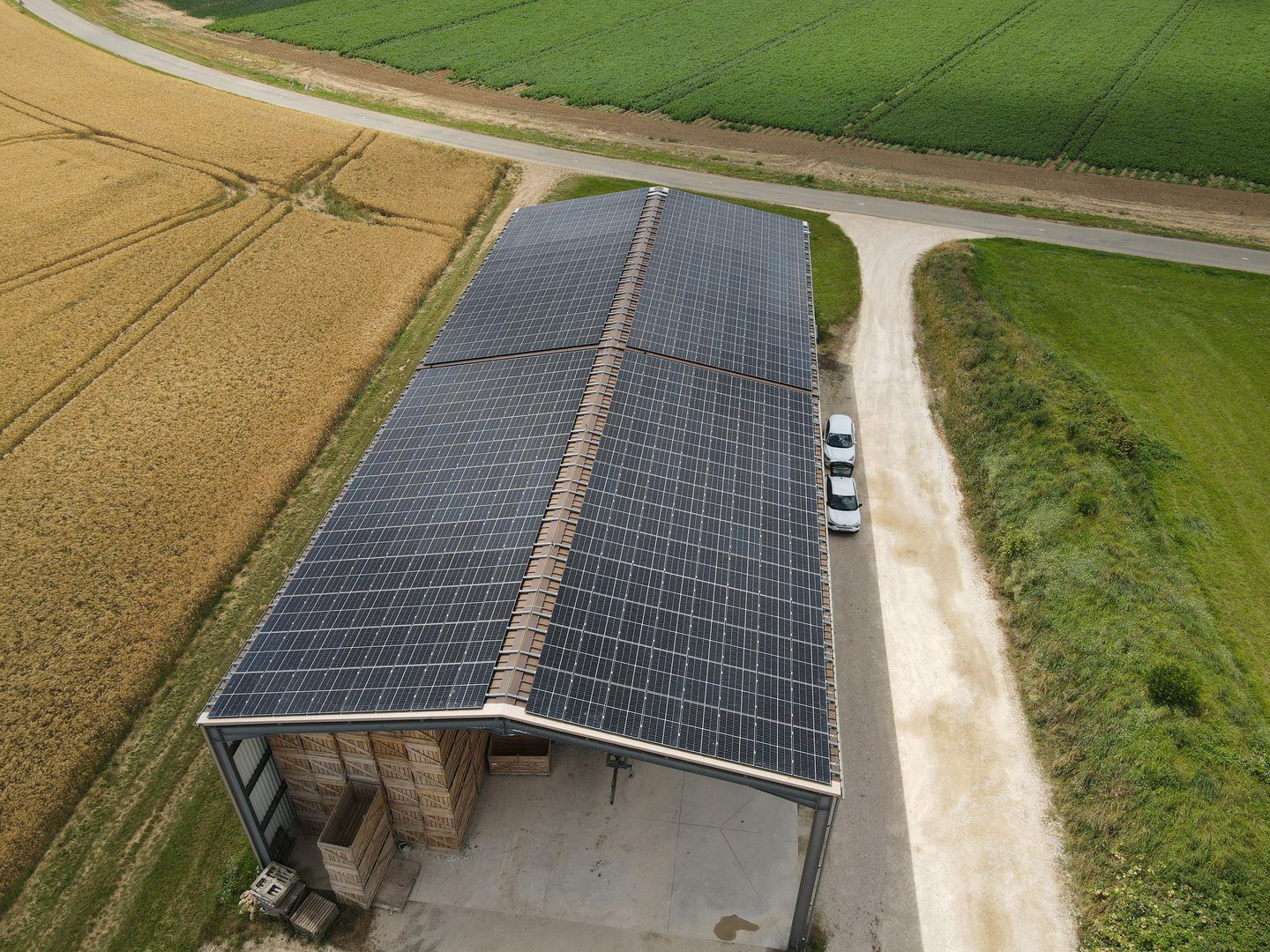 découvrez nos offres de location de toiture agricole, idéale pour protéger vos cultures et animaux. profitez d'espaces modulables et adaptés à vos besoins, tout en garantissant sécurité et rentabilité. contactez-nous pour un devis personnalisé!