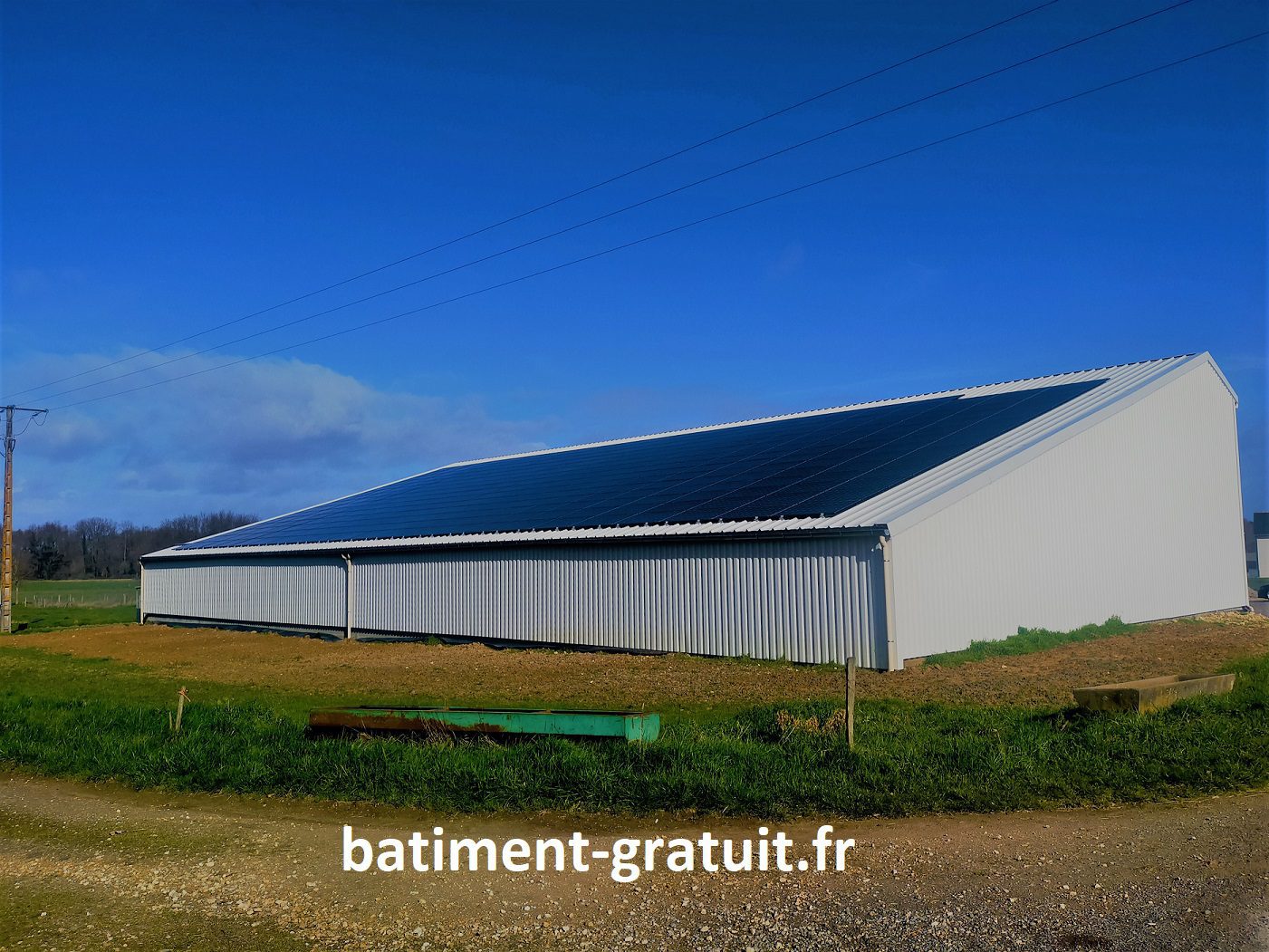 découvrez comment obtenir un bâtiment gratuit équipé de panneaux photovoltaïques et profitez d'une solution énergétique durable. transformez votre espace tout en réduisant vos factures d'électricité grâce à cette initiative écologique!