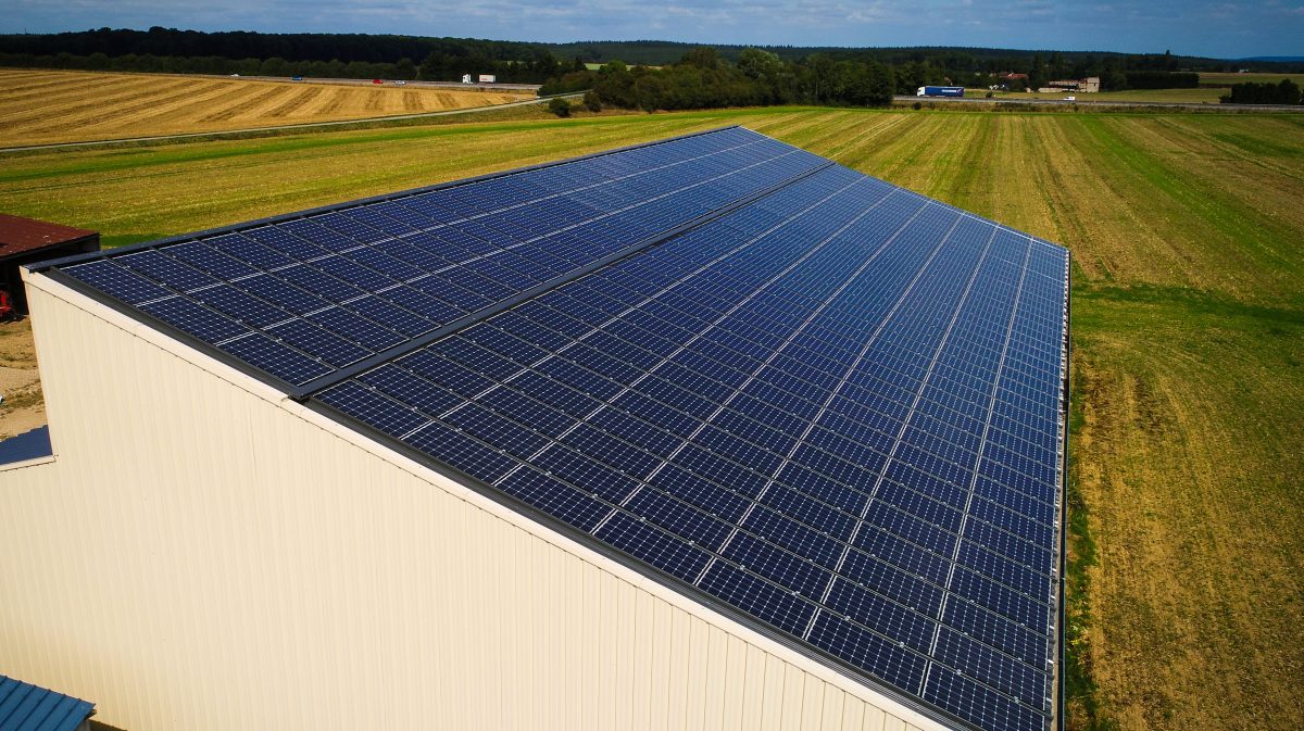 découvrez les solutions d'énergie solaire dans le nord-pas-de-calais. maximisez votre consommation d'énergie avec l'installation de panneaux solaires, bénéfices écologiques et économiques garantis. informez-vous sur les aides et subventions disponibles pour un projet durable et rentable.