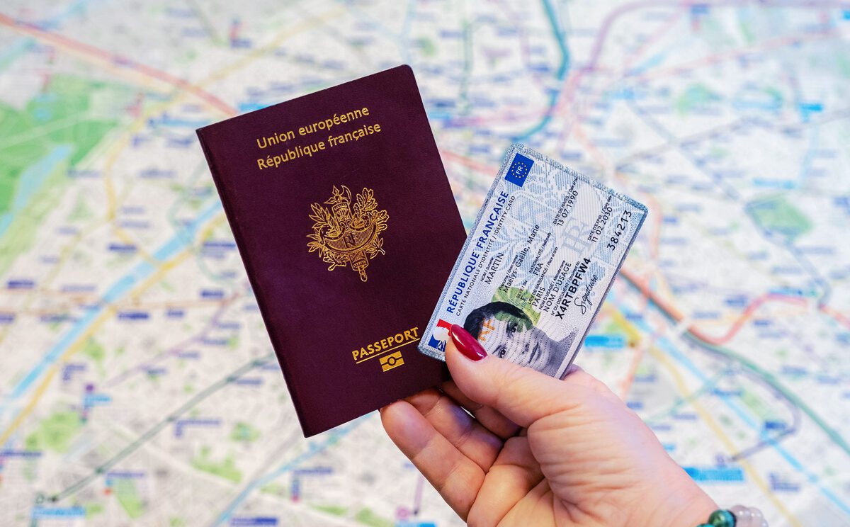 découvrez le concept d'identité à travers ses multiples dimensions : personnelle, sociale et culturelle. explorez comment notre identité façonne nos interactions et notre perception du monde.