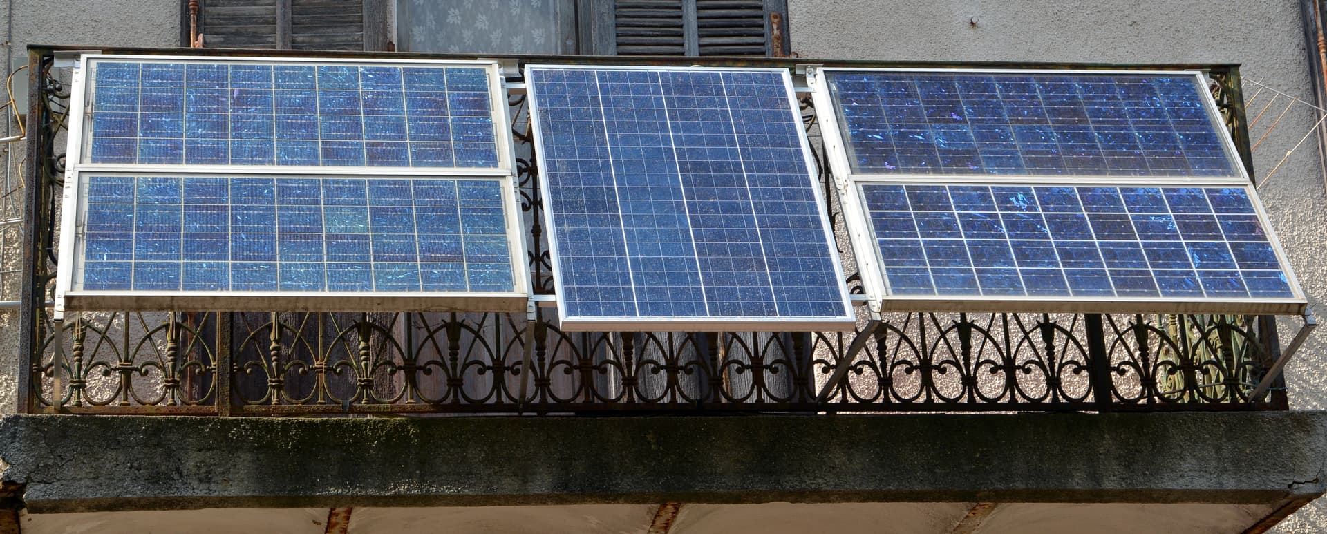 découvrez notre forum dédié aux projets solaires photovoltaïques. échangez des idées, partagez vos expériences et obtenez des conseils d'experts sur l'installation et l'optimisation de systèmes solaires pour un avenir énergétique durable.