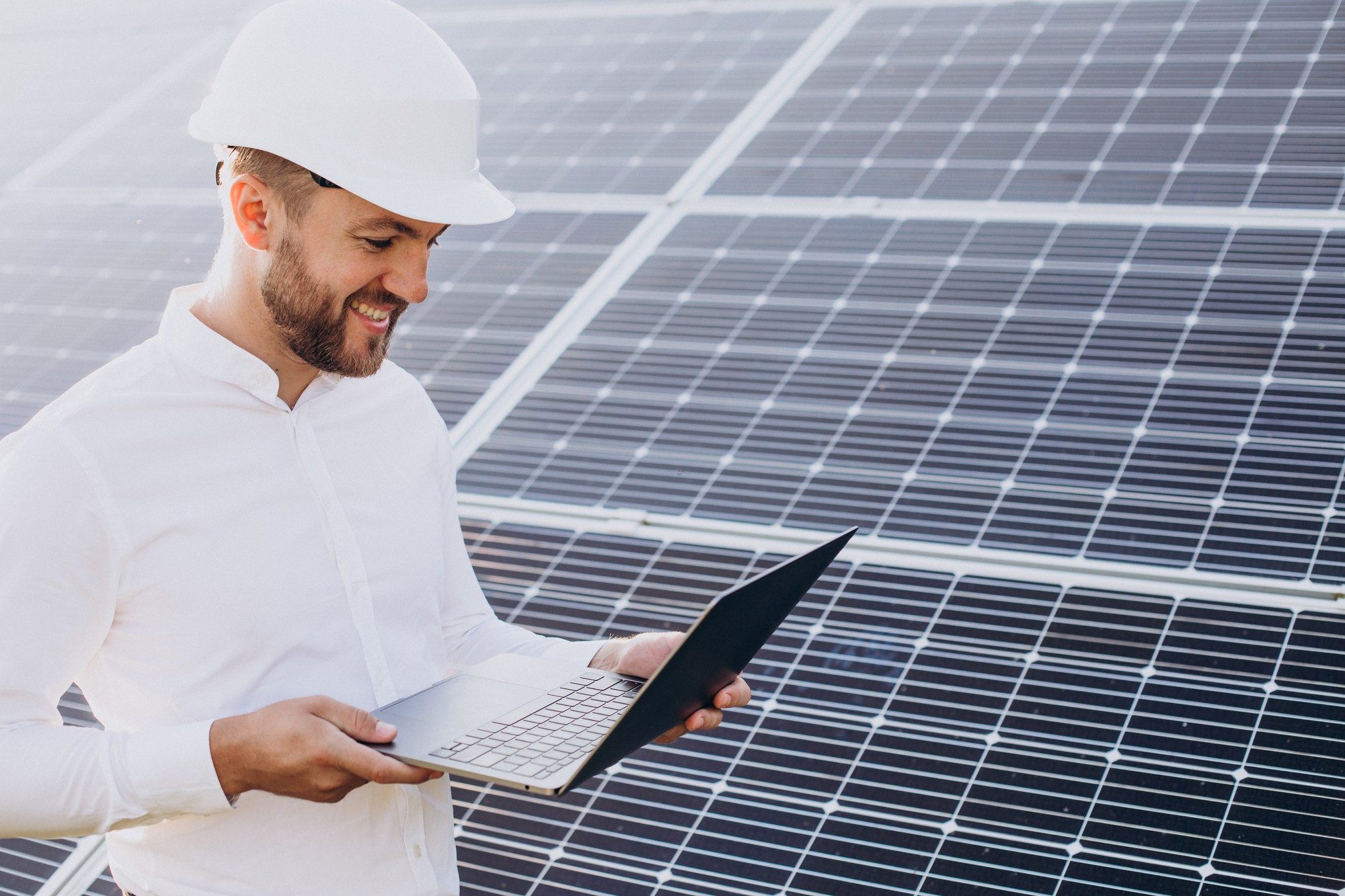découvrez les avantages de l'investissement photovoltaïque : une solution durable pour réduire vos factures d'énergie, valoriser votre patrimoine et contribuer à la transition énergétique. apprenez comment maximiser votre rendement tout en préservant l'environnement.