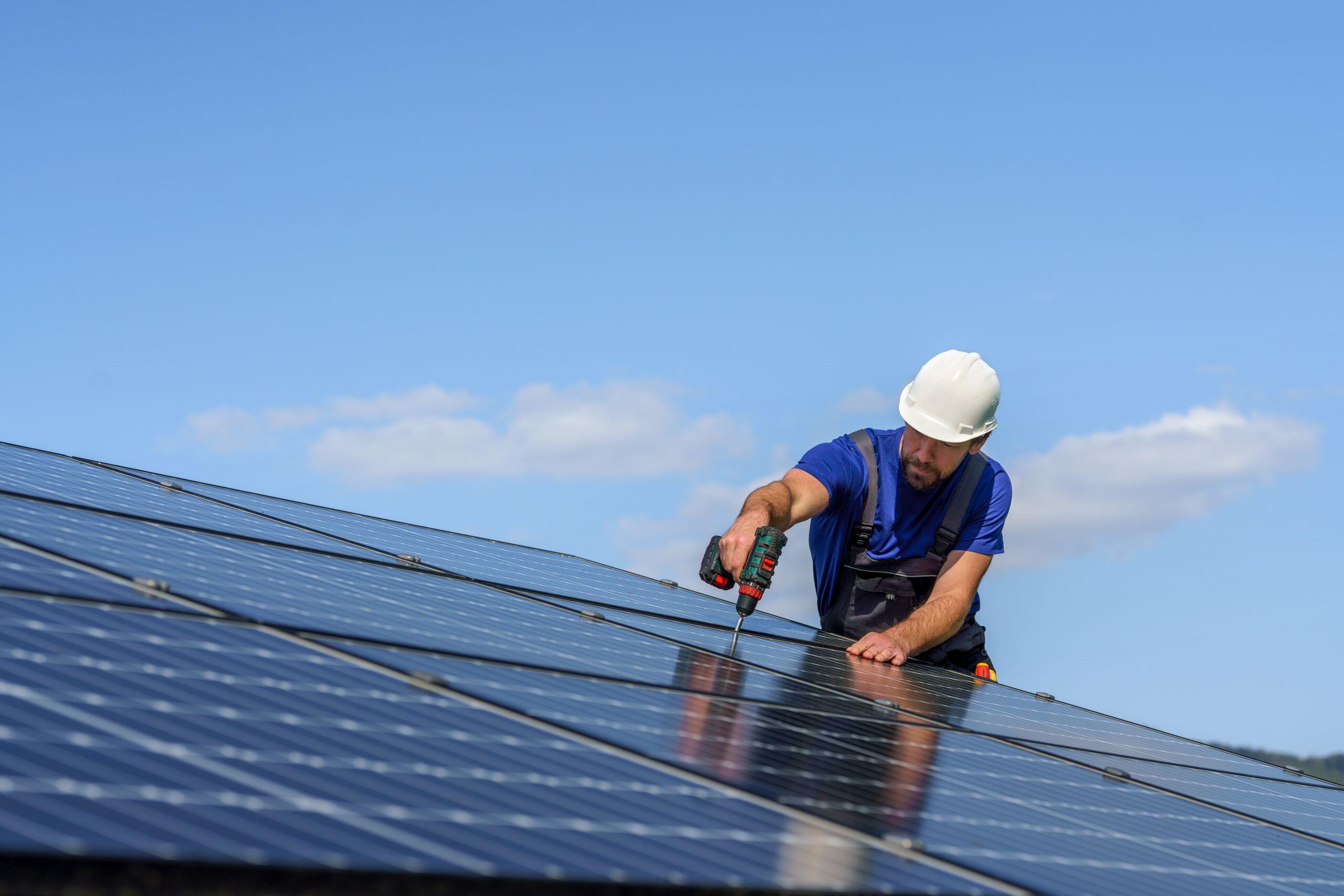 découvrez comment l'énergie photovoltaïque transforme la lumière du soleil en électricité durable. explorez les avantages, les technologies, et les solutions pour intégrer le photovoltaïque dans votre quotidien.