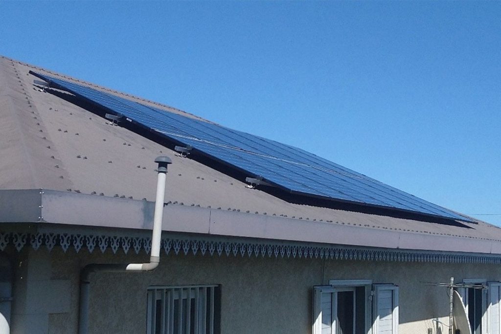 découvrez comment maximiser la rentabilité de vos panneaux photovoltaïques grâce à des conseils pratiques, des analyses de coûts et des stratégies d'optimisation. informez-vous sur les avantages financiers et environnementaux de l'énergie solaire.
