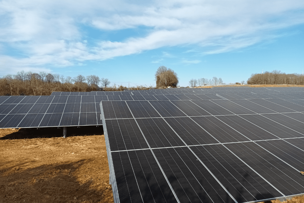 découvrez les dernières avancées en innovation photovoltaïque : technologies solaires de pointe, solutions énergétiques durables et tendances pour optimiser la production d'électricité verte.