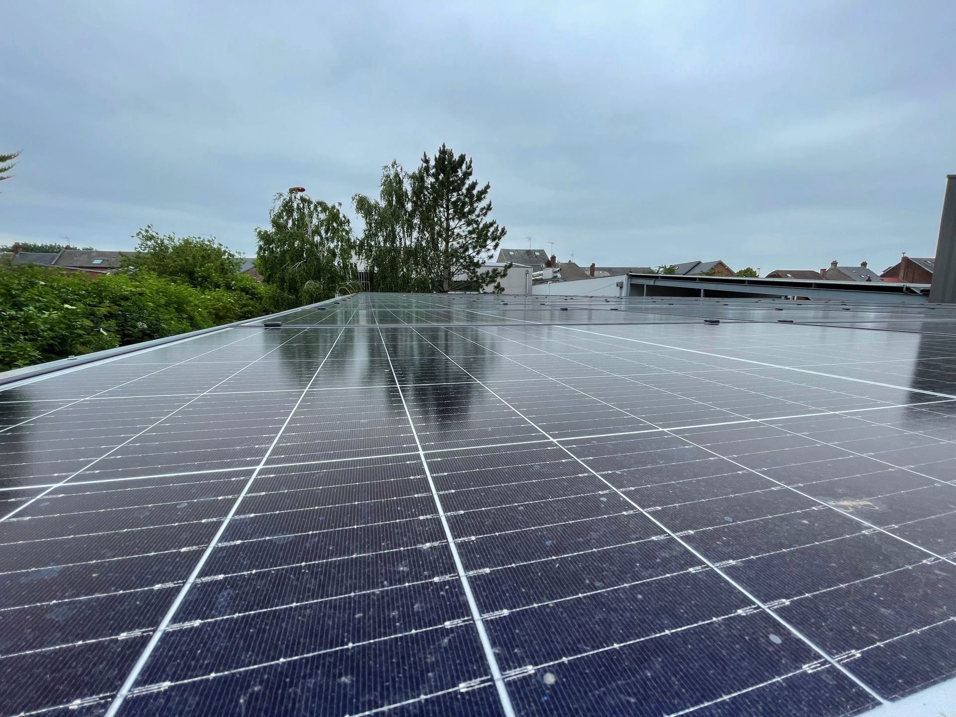 découvrez un expert en panneaux solaires à chartres, spécialisé dans l'installation, la maintenance et l'optimisation de vos systèmes solaires pour une énergie durable et économique.