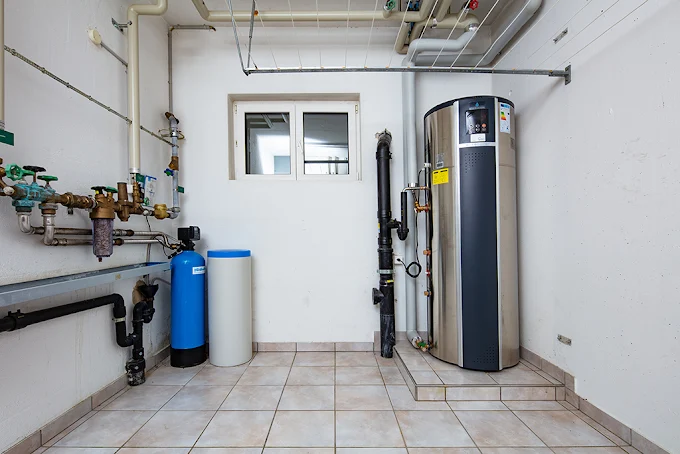 oekoboiler swiss ag innove dans le photovoltaïque pour chauffer efficacement les chauffe-eau à pompe à chaleur, alliant écologie et performance énergétique.